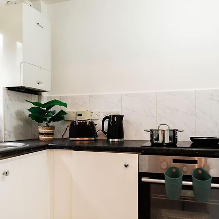 Ferienwohnung Cosy Decorated Flat In Tonbridge Exterior foto
