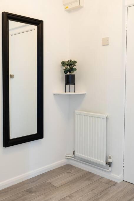 Ferienwohnung Cosy Decorated Flat In Tonbridge Exterior foto